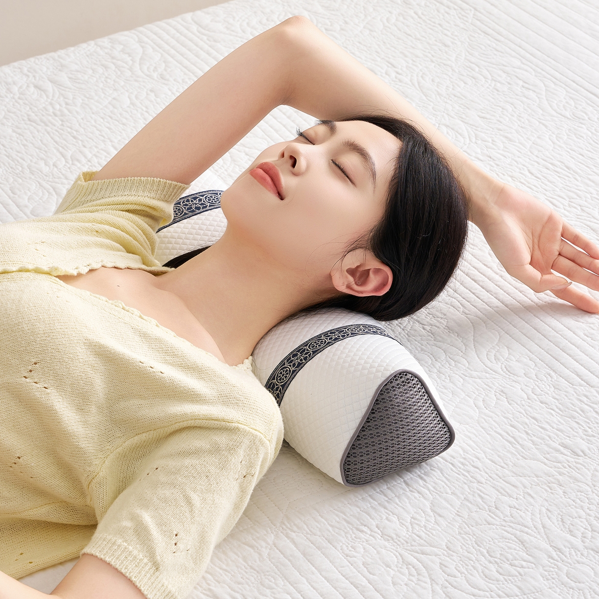 91家纺网 家纺一手货源 找家纺 （总）乐可 2025新款科技三角护颈枕枕头枕芯