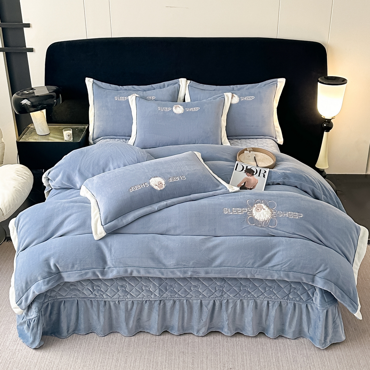 91家纺网 家纺一手货源 找家纺 （总）诺可 2025新款秋冬牛奶绒床盖款四件套-咩羊乐园