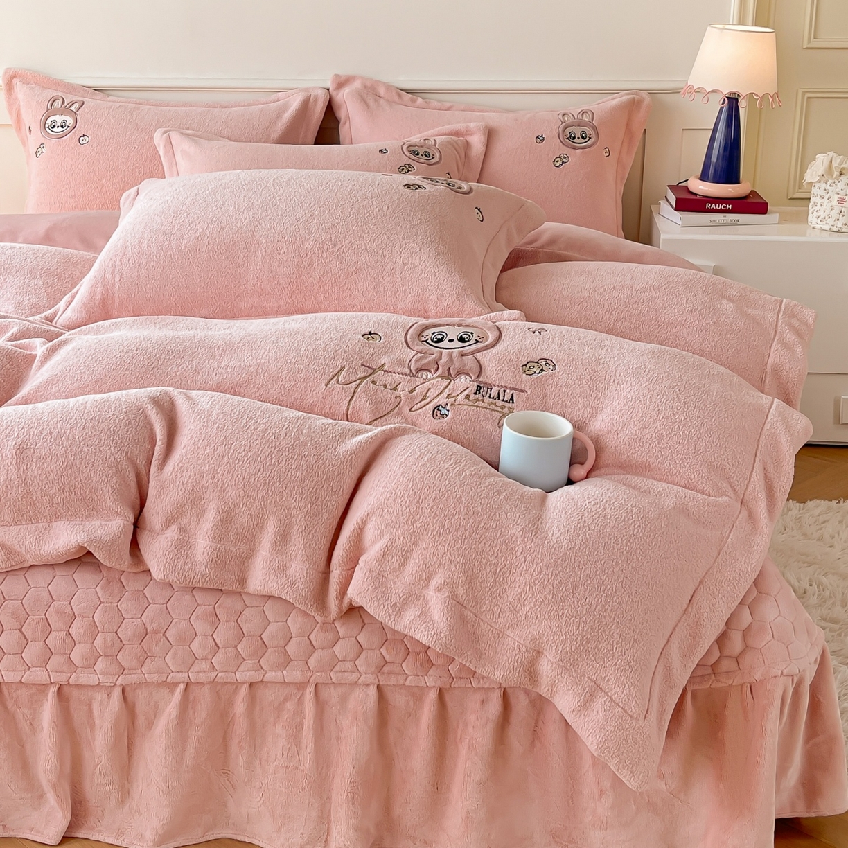 91家纺网 家纺一手货源 找家纺 （总）诺可 2025秋冬新款艾尼绒刺绣四件套-莱布布