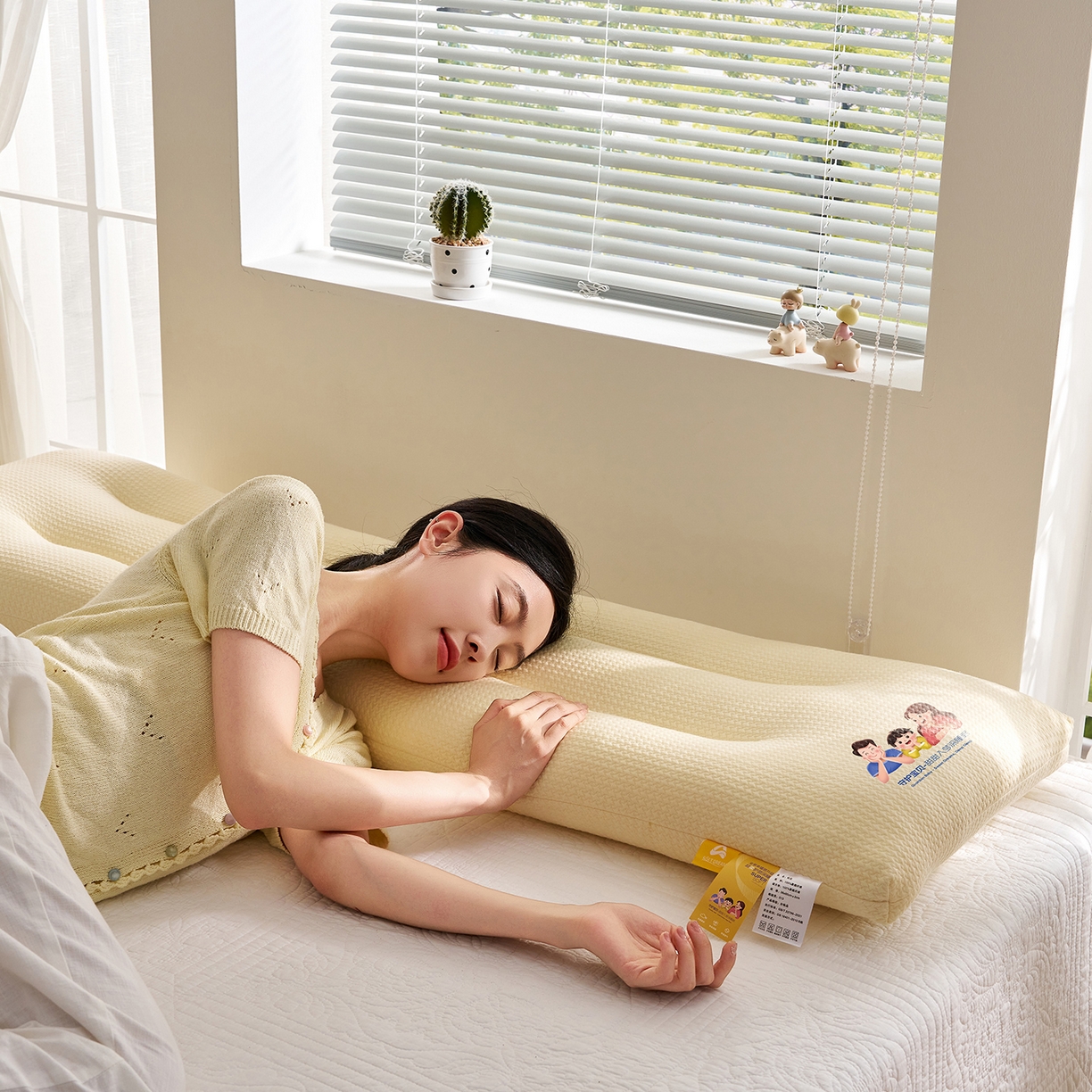 91家纺网 家纺一手货源 找家纺 （总）乐可 2025新款千鸟格双人长枕枕头枕芯