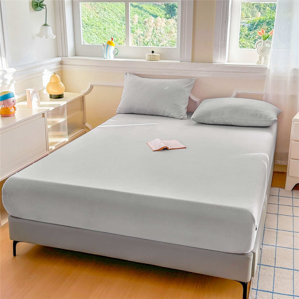 91家纺网 家纺一手货源 找家纺 沐纯家居 2025新款250g全消光牛奶绒单床笠 浅灰