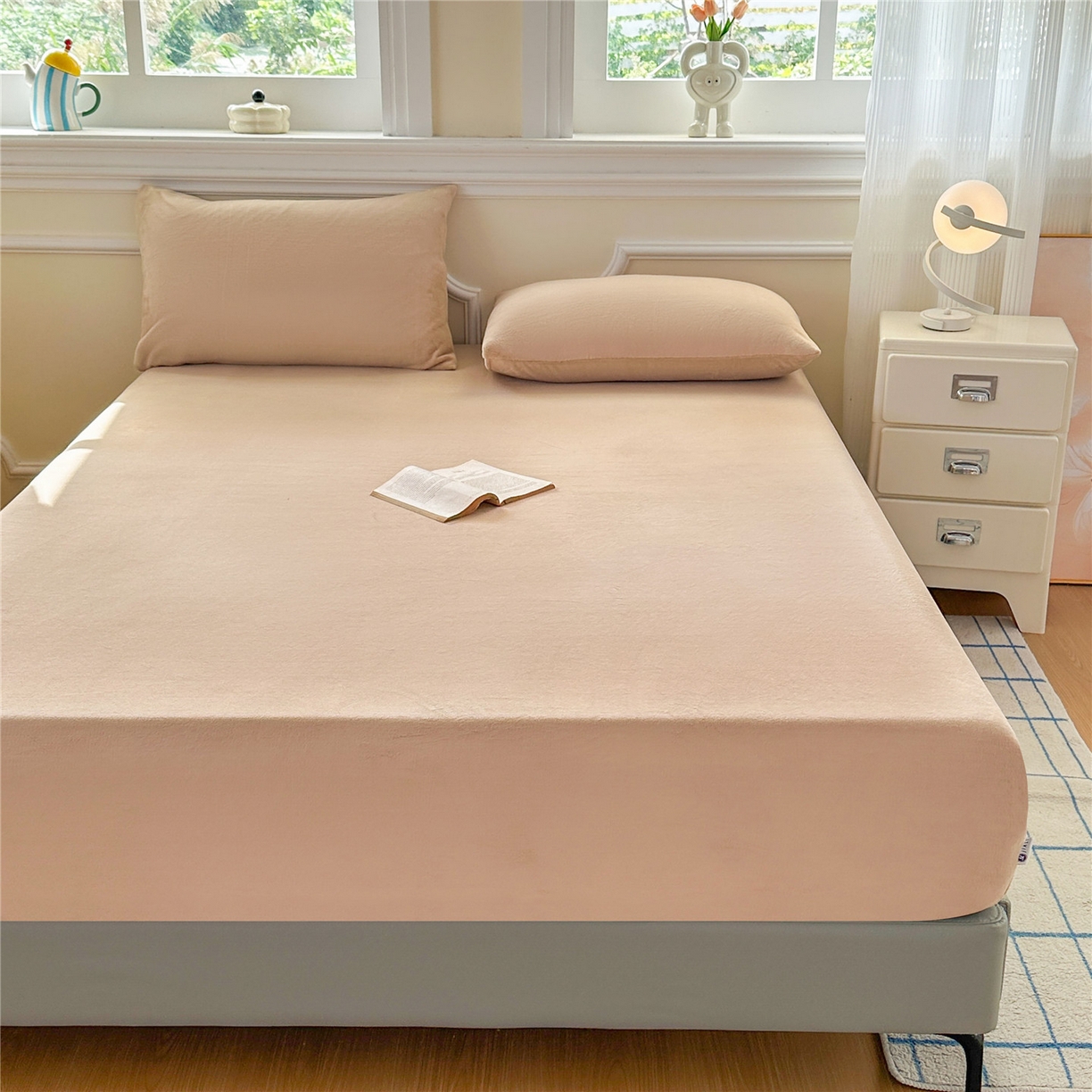 91家纺网 家纺一手货源 找家纺 沐纯家居 2025新款250g全消光牛奶绒单床笠 浅驼