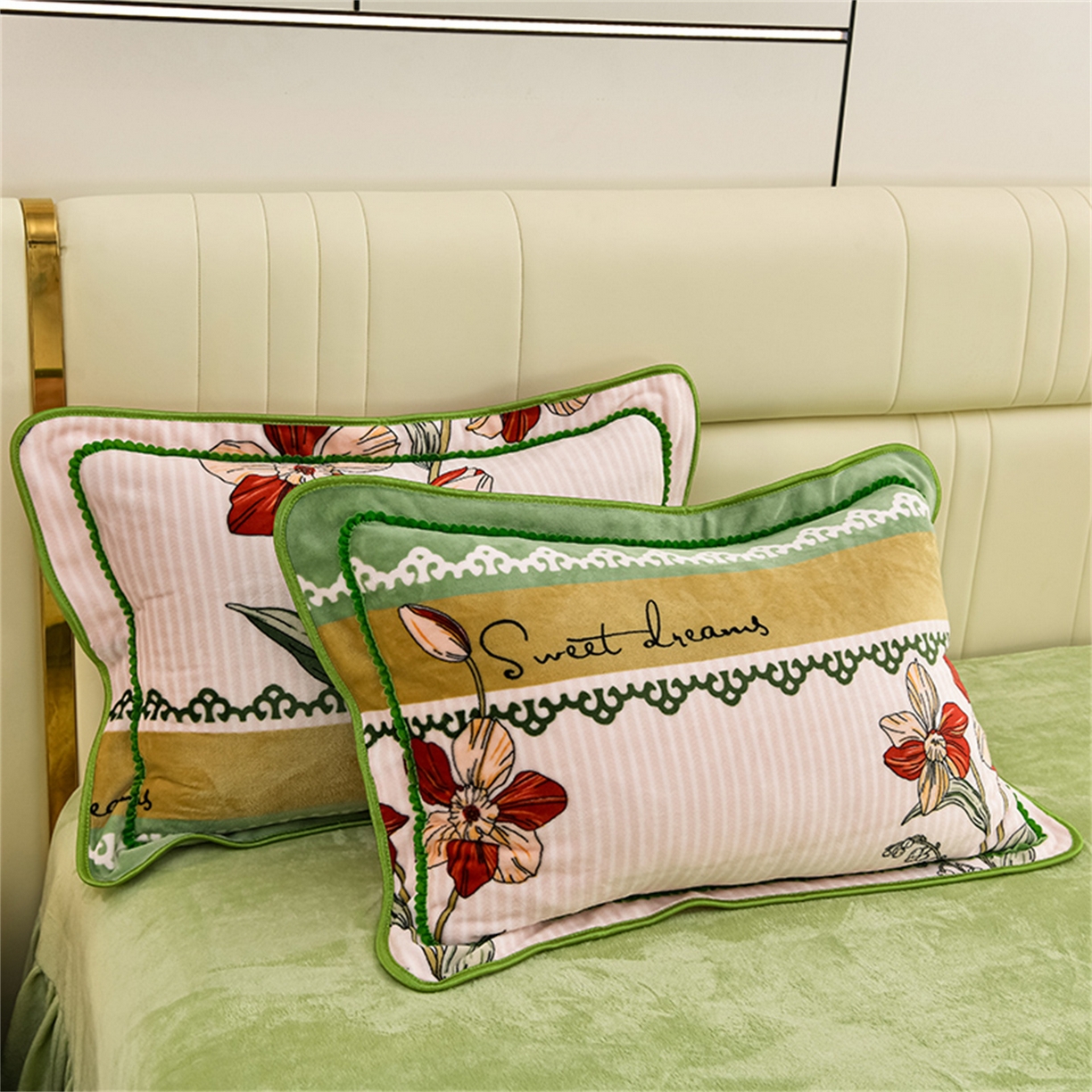 91家纺网 家纺一手货源 找家纺   玖琳家纺  2025新款220g保暖舒适牛奶绒床裙四件套 暗香