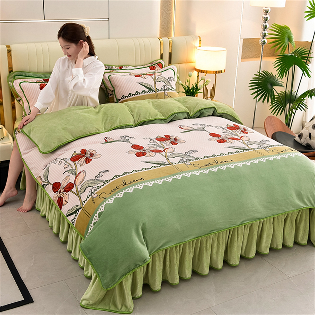 91家纺网 家纺一手货源 找家纺   玖琳家纺  2025新款220g保暖舒适牛奶绒床裙四件套 暗香