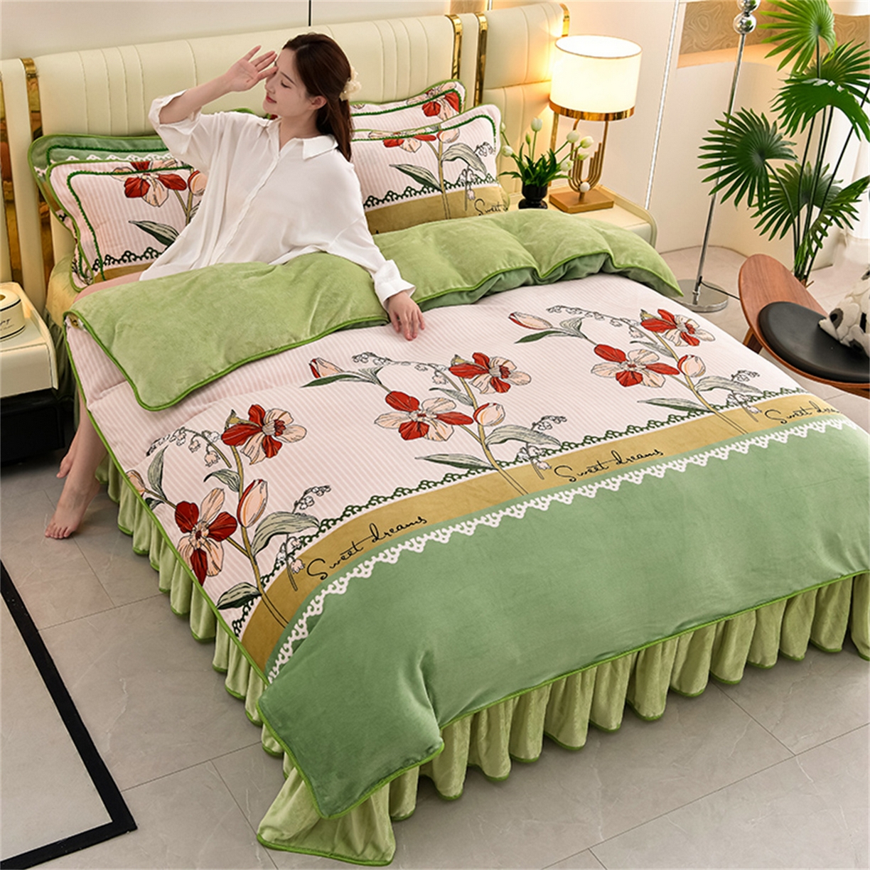 91家纺网 家纺一手货源 找家纺   玖琳家纺  2025新款220g保暖舒适牛奶绒床裙四件套 暗香