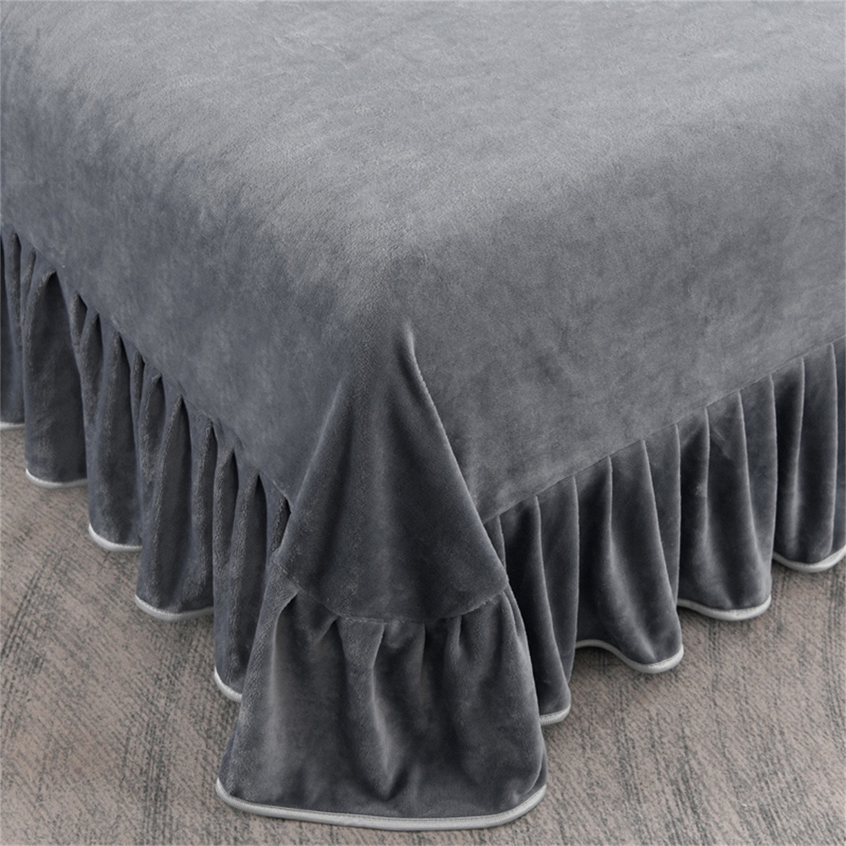 91家纺网 家纺一手货源 找家纺   玖琳家纺  2025新款220g保暖舒适牛奶绒床裙四件套 蝶恋花