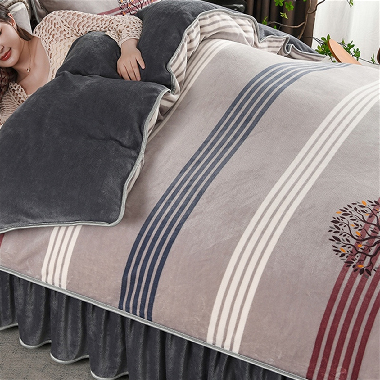 91家纺网 家纺一手货源 找家纺   玖琳家纺  2025新款220g保暖舒适牛奶绒床裙四件套 枫林晚