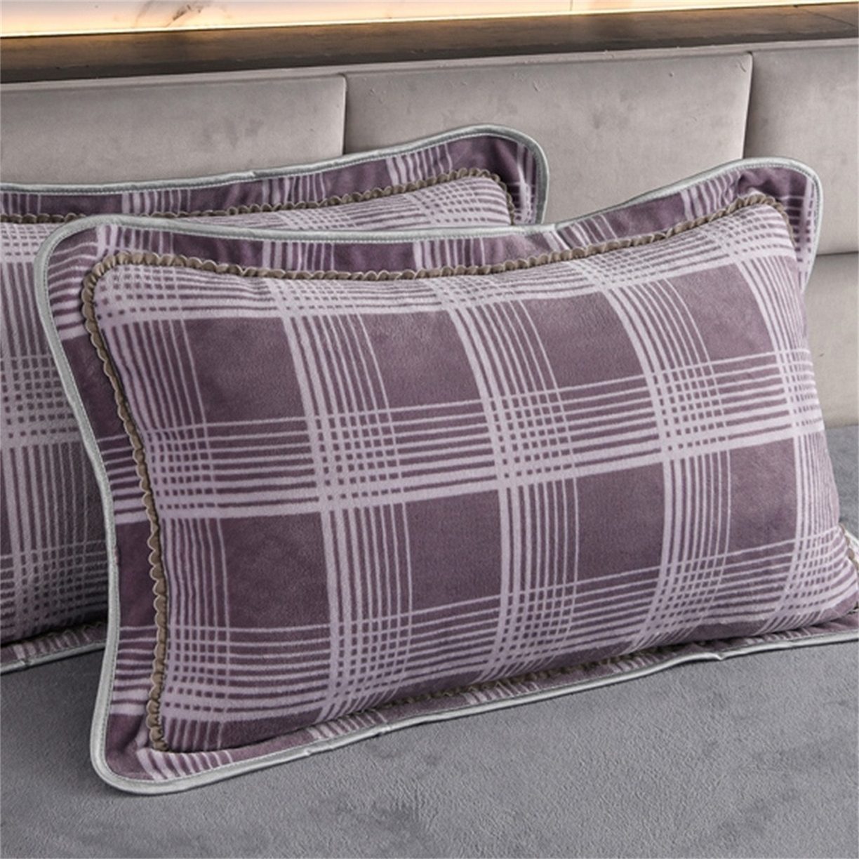 91家纺网 家纺一手货源 找家纺   玖琳家纺  2025新款220g保暖舒适牛奶绒床裙四件套 格绿