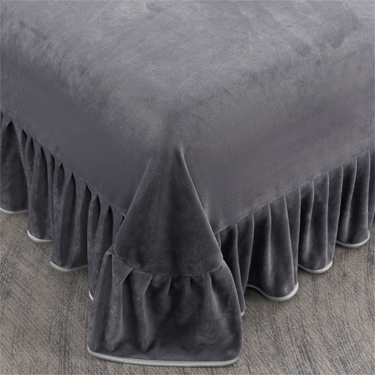 91家纺网 家纺一手货源 找家纺   玖琳家纺  2025新款220g保暖舒适牛奶绒床裙四件套 格绿