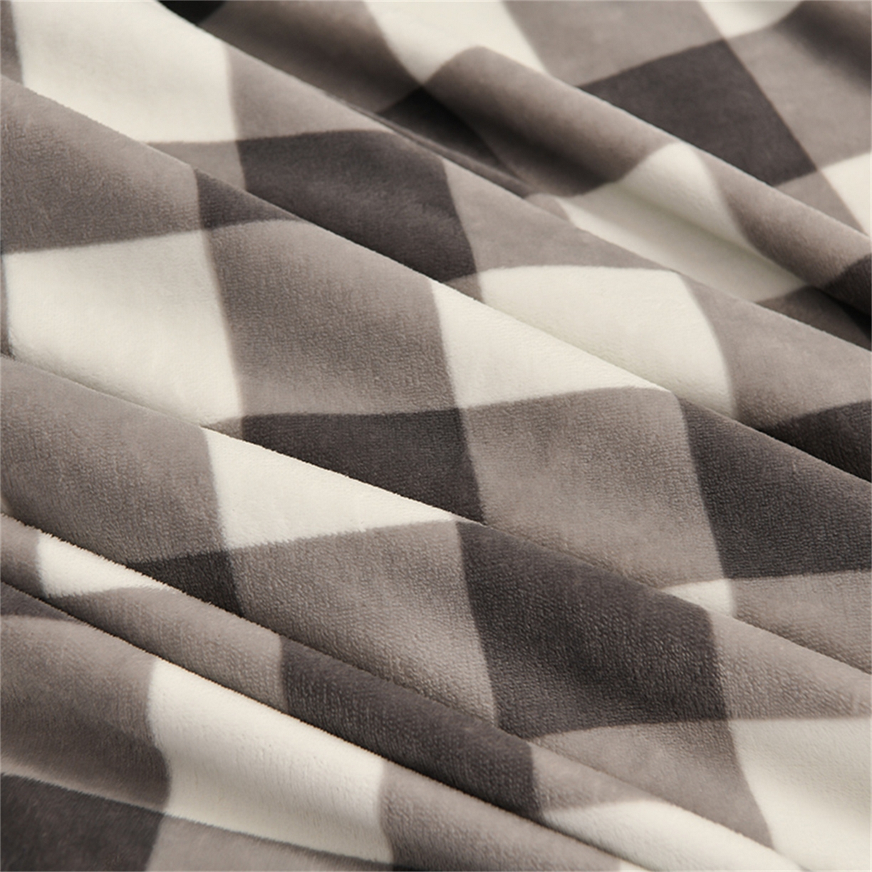 91家纺网 家纺一手货源 找家纺   玖琳家纺  2025新款220g保暖舒适牛奶绒床裙四件套 灰小格