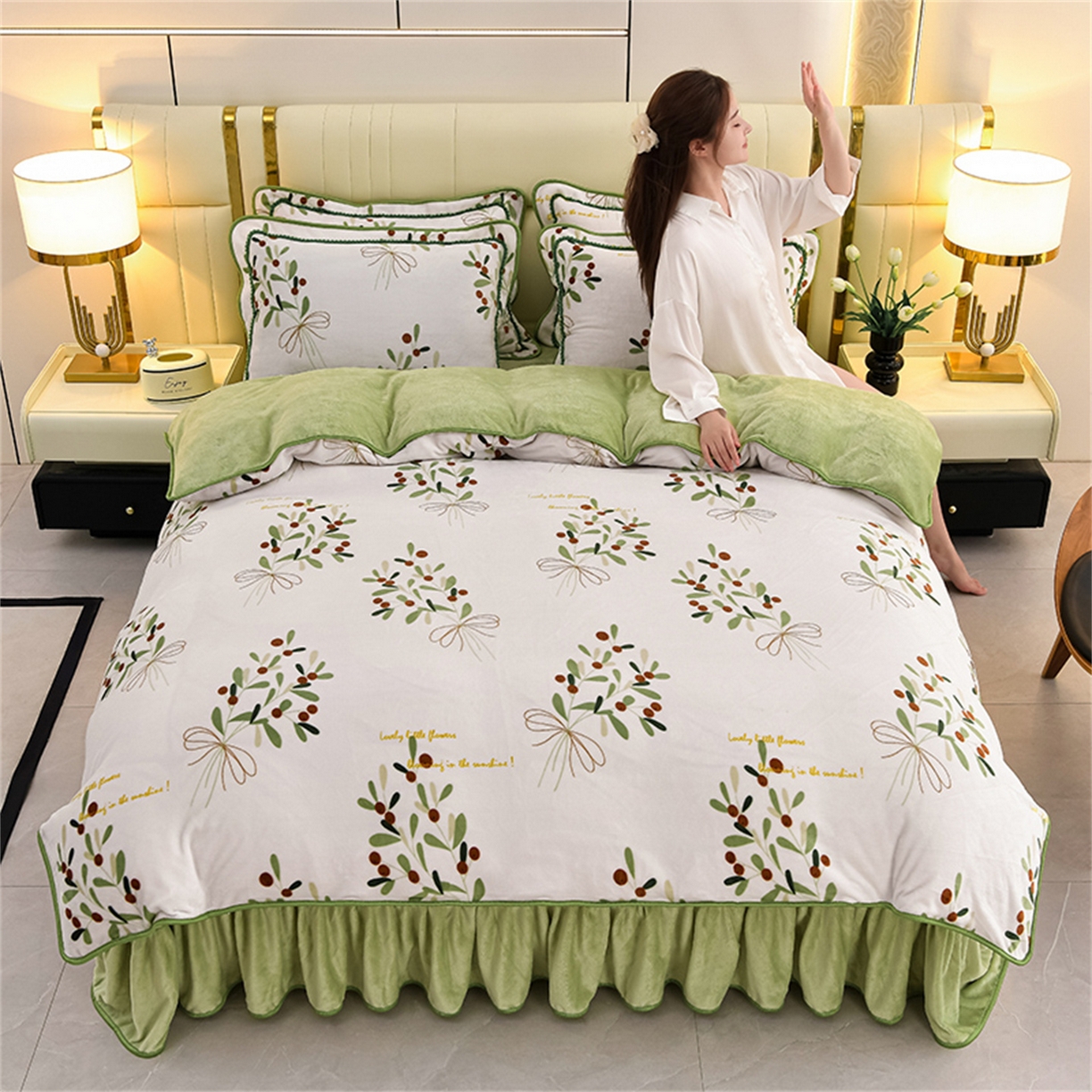   玖琳家纺  2025新款220g保暖舒适牛奶绒床裙四件套 硕果累累