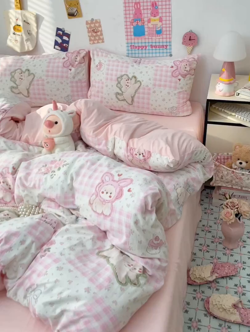 91家纺网 家纺一手货源 找家纺 （总）梦卓家纺 2025新款超柔水洗棉印花双层纱卡通小清新四件套