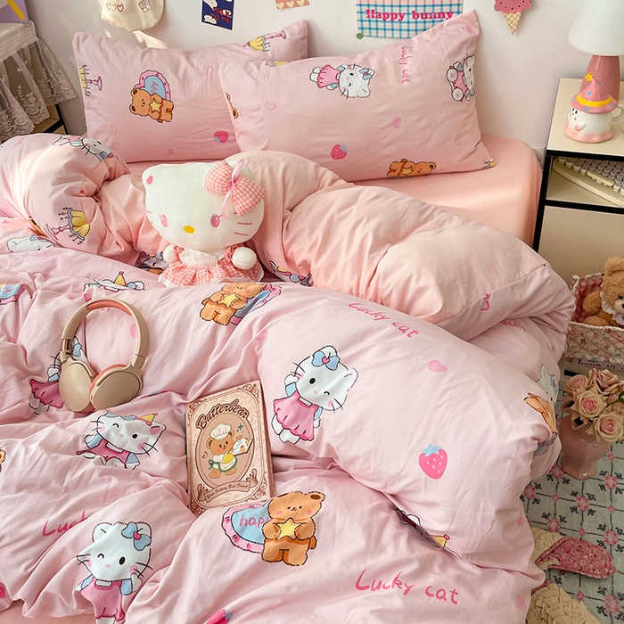 91家纺网 家纺一手货源 找家纺 梦卓家纺 2025新款超柔水洗棉印花双层纱卡通小清新四件套 草莓凯蒂