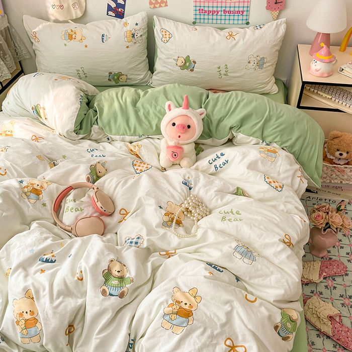 91家纺网 家纺一手货源 找家纺 梦卓家纺 2025新款超柔水洗棉印花双层纱卡通小清新四件套 黄油小奶熊