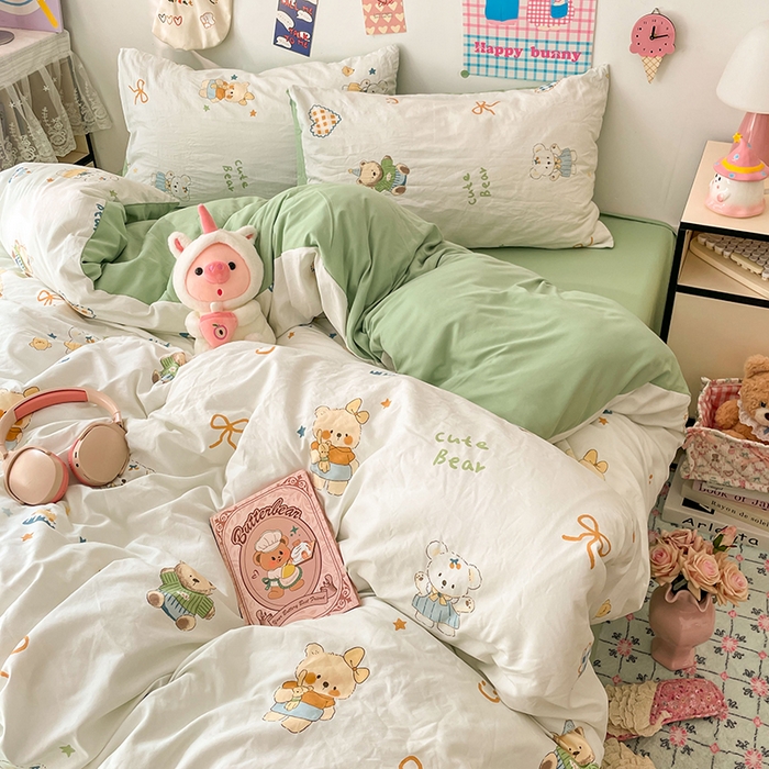 91家纺网 家纺一手货源 找家纺 梦卓家纺 2025新款超柔水洗棉印花双层纱卡通小清新四件套 黄油小奶熊