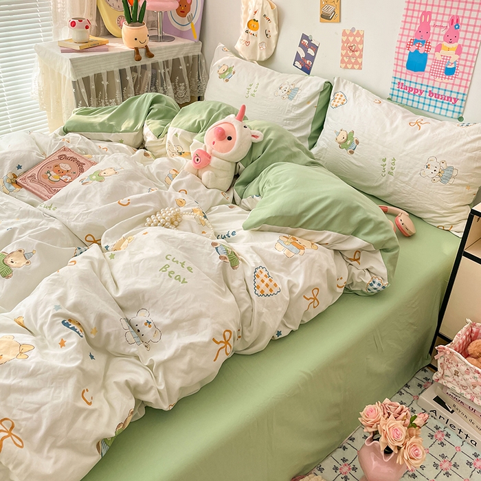 91家纺网 家纺一手货源 找家纺 梦卓家纺 2025新款超柔水洗棉印花双层纱卡通小清新四件套 黄油小奶熊