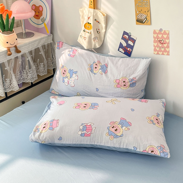 91家纺网 家纺一手货源 找家纺 梦卓家纺 2025新款超柔水洗棉印花双层纱卡通小清新四件套 木马小布