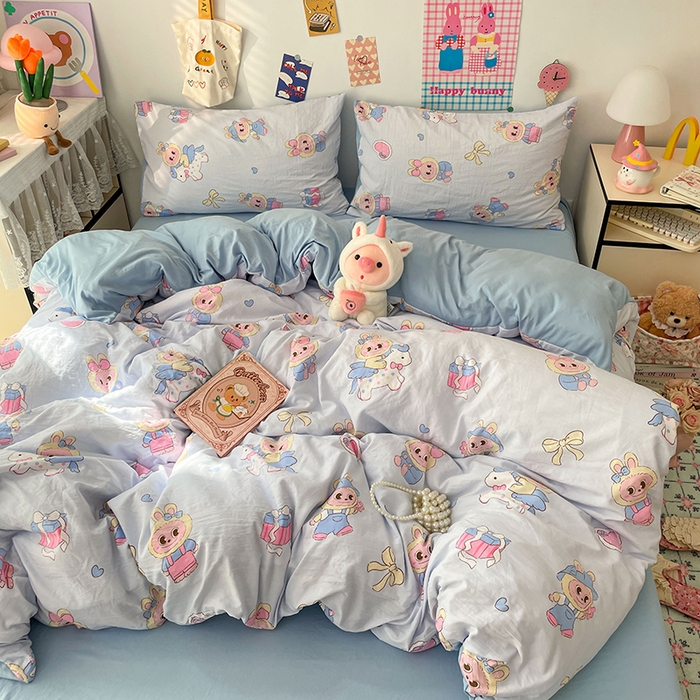 91家纺网 家纺一手货源 找家纺 梦卓家纺 2025新款超柔水洗棉印花双层纱卡通小清新四件套 木马小布