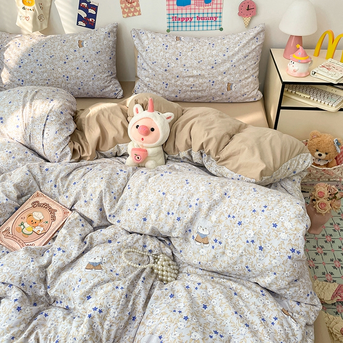 91家纺网 家纺一手货源 找家纺 梦卓家纺 2025新款超柔水洗棉印花双层纱卡通小清新四件套 碎花兔兔