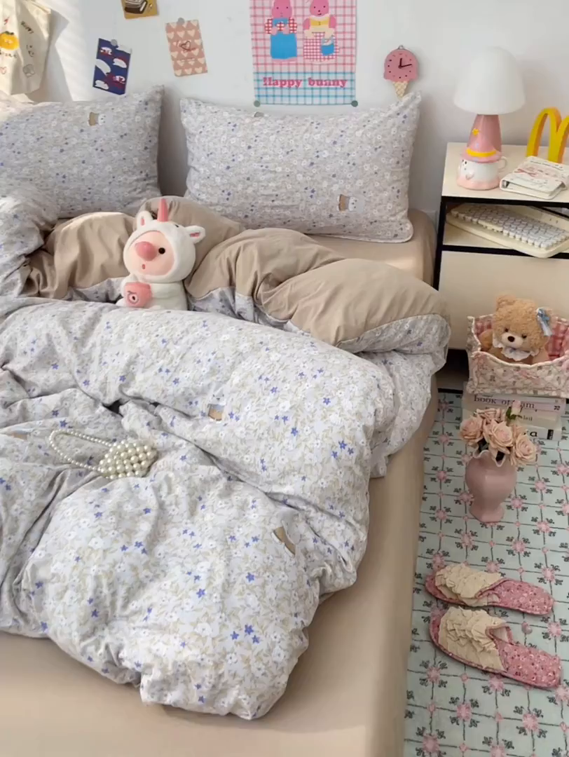 91家纺网 家纺一手货源 找家纺 梦卓家纺 2025新款超柔水洗棉印花双层纱卡通小清新四件套 碎花兔兔