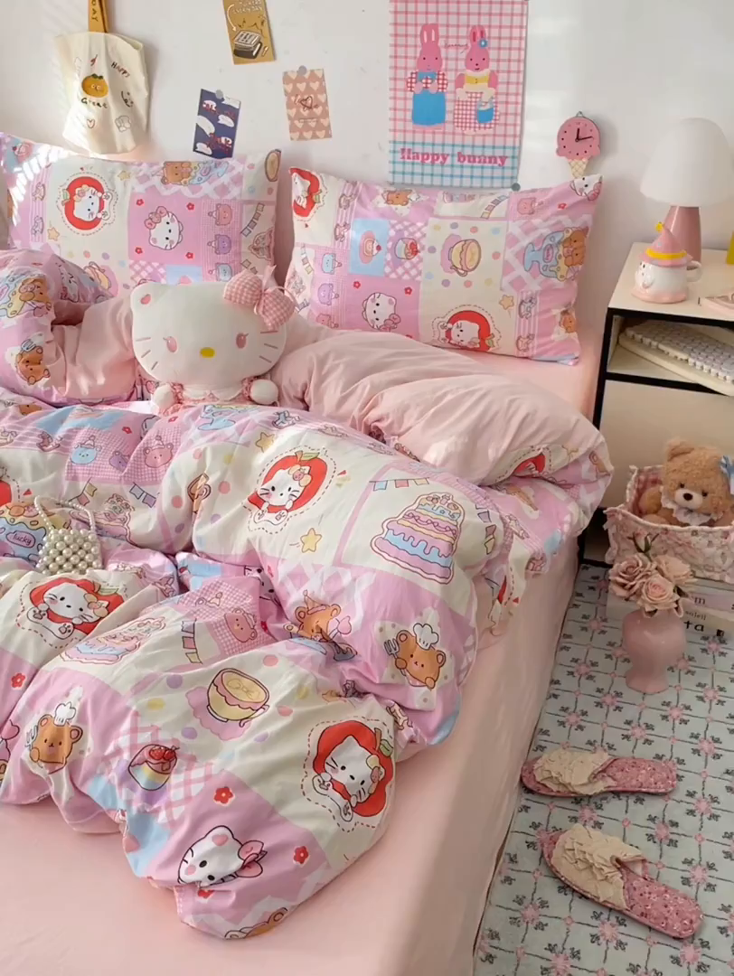 91家纺网 家纺一手货源 找家纺 梦卓家纺 2025新款超柔水洗棉印花双层纱卡通小清新四件套 糖果甜品屋