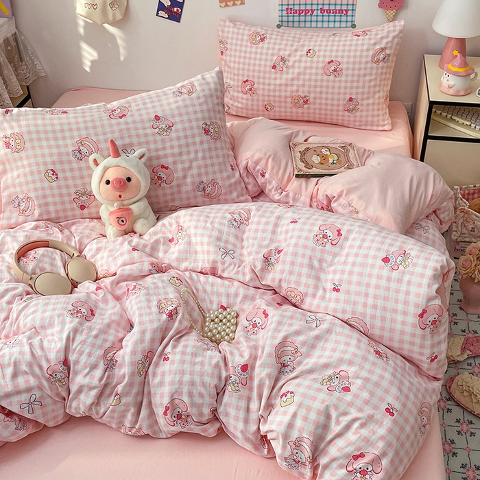 91家纺网 家纺一手货源 找家纺 梦卓家纺 2025新款超柔水洗棉印花双层纱卡通小清新四件套 甜心美乐蒂