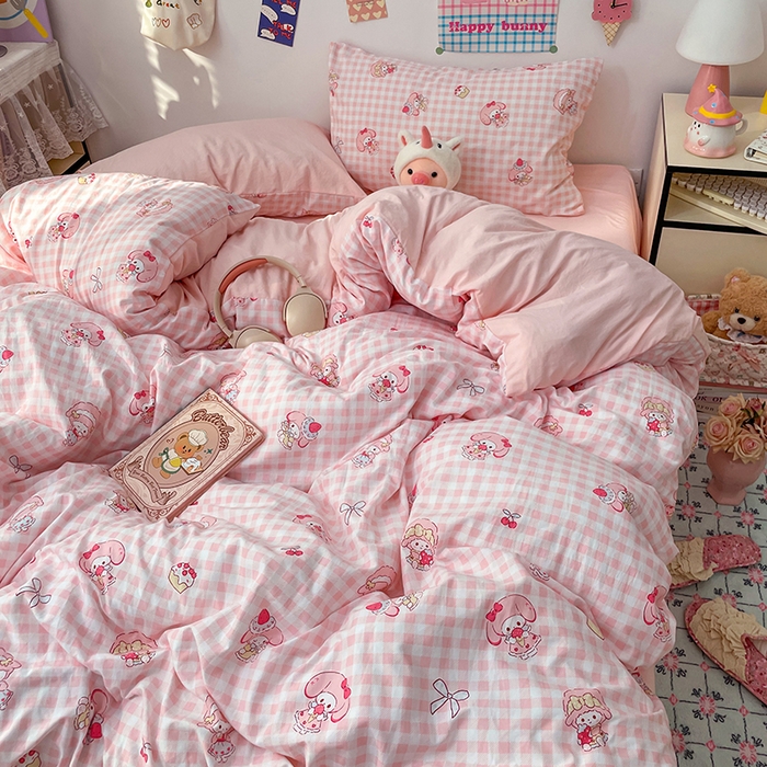 91家纺网 家纺一手货源 找家纺 梦卓家纺 2025新款超柔水洗棉印花双层纱卡通小清新四件套 甜心美乐蒂