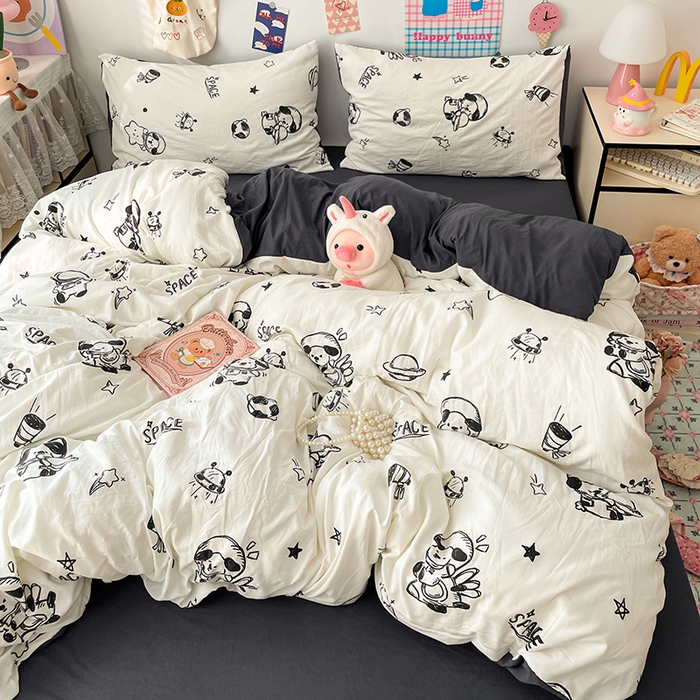 91家纺网 家纺一手货源 找家纺 梦卓家纺 2025新款超柔水洗棉印花双层纱卡通小清新四件套 宇宙太空人