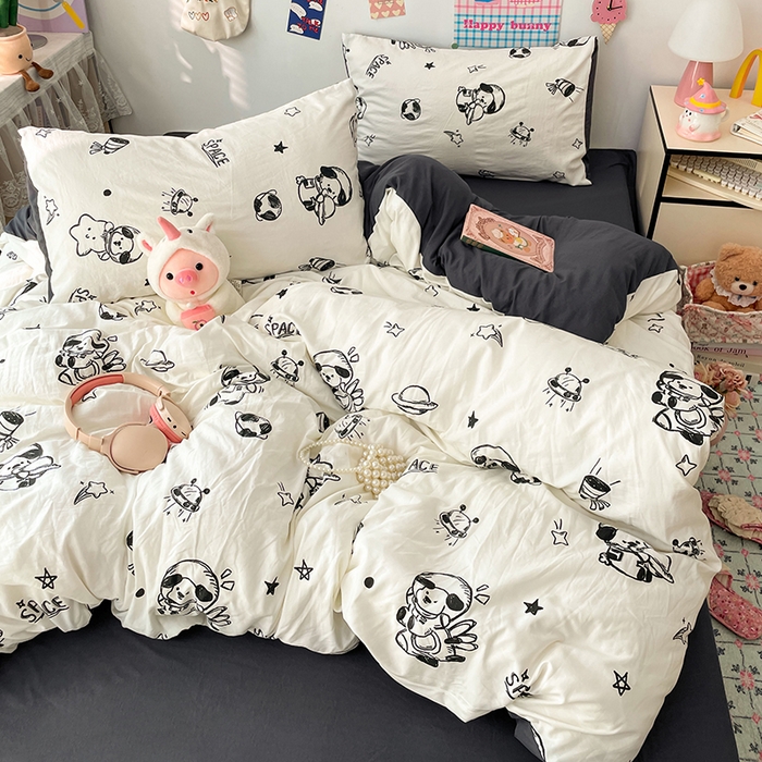 91家纺网 家纺一手货源 找家纺 梦卓家纺 2025新款超柔水洗棉印花双层纱卡通小清新四件套 宇宙太空人