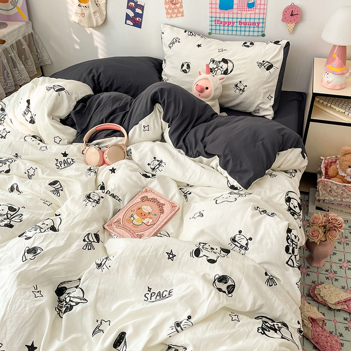 91家纺网 家纺一手货源 找家纺 梦卓家纺 2025新款超柔水洗棉印花双层纱卡通小清新四件套 宇宙太空人