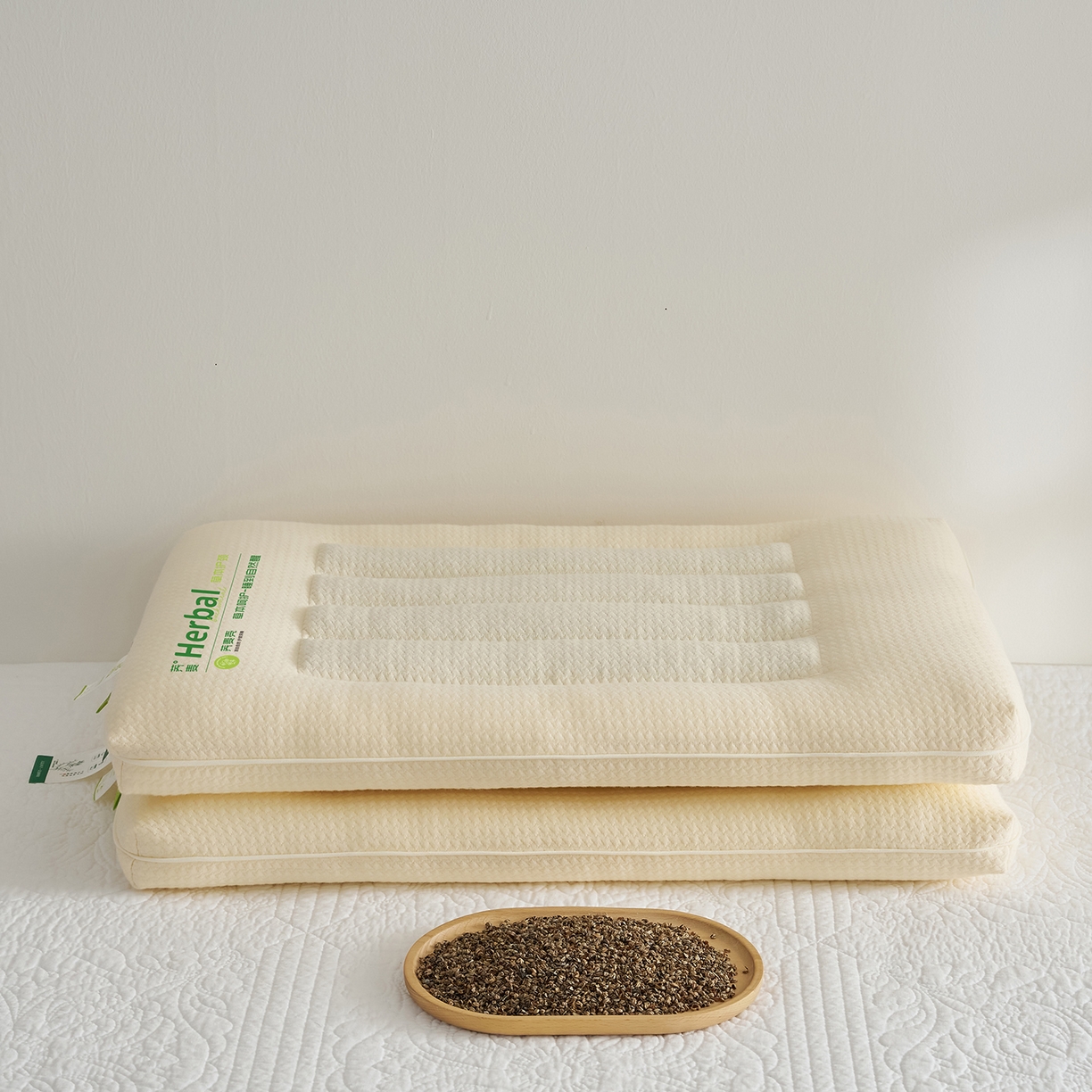 91家纺网 家纺一手货源 找家纺 乐可 2025新款草本定型枕荞麦学生枕成人枕枕头枕芯 草本定型枕单边-米