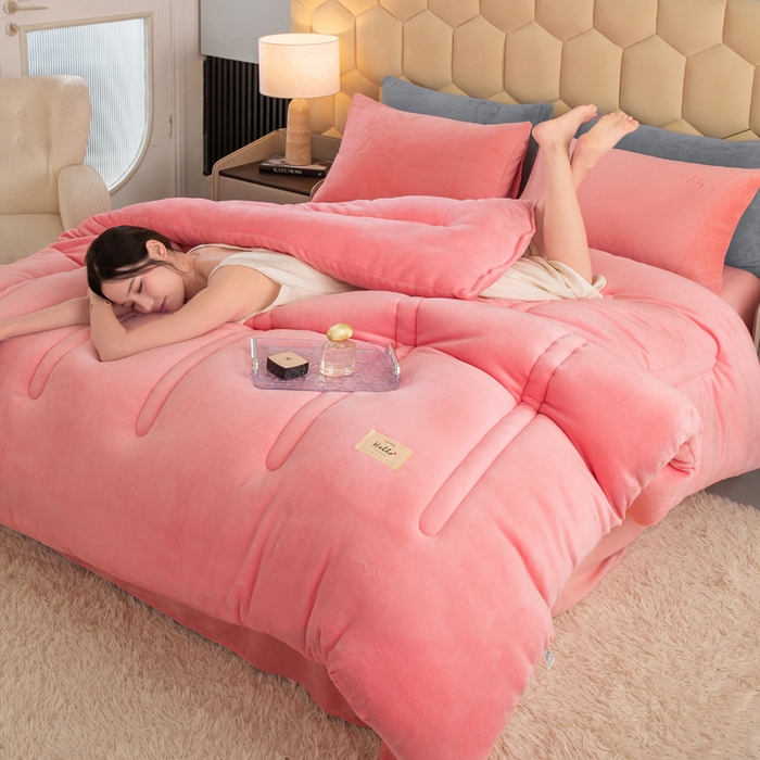 91家纺网 家纺一手货源 找家纺 （总）恋之巢 2024新款双面牛奶绒冬被