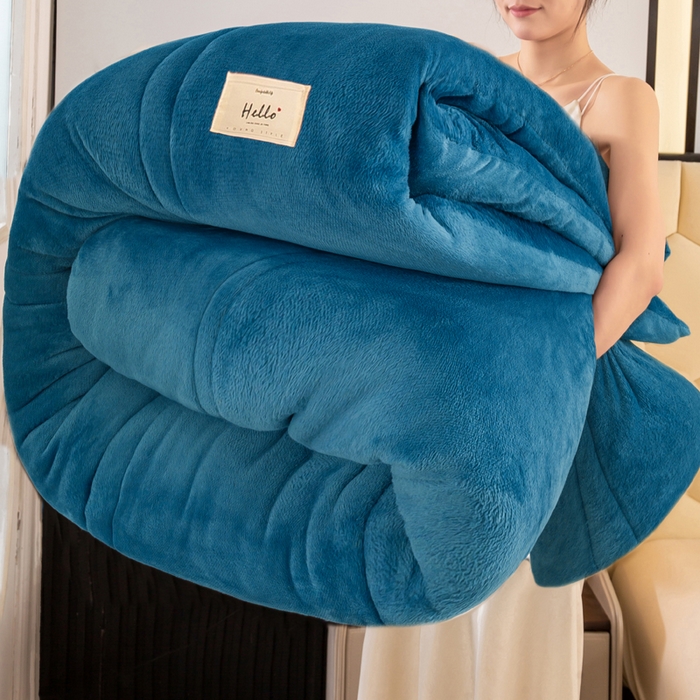 91家纺网 家纺一手货源 找家纺 2024秋冬新款双面牛奶绒羊羔绒保暖加厚冬被双面牛奶绒-宾利蓝