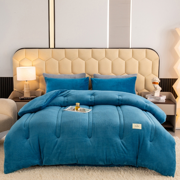 91家纺网 家纺一手货源 找家纺 2024秋冬新款双面牛奶绒羊羔绒保暖加厚冬被双面牛奶绒-宾利蓝