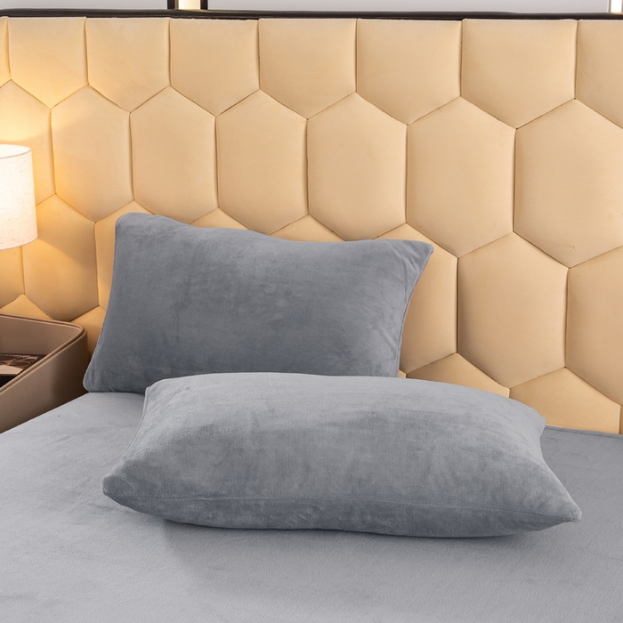 91家纺网 家纺一手货源 找家纺 2024秋冬新款双面牛奶绒羊羔绒保暖加厚冬被双面牛奶绒-浅灰