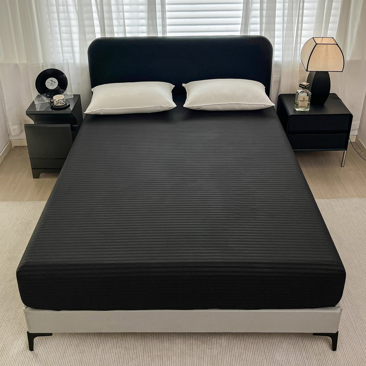 91家纺网 家纺一手货源 找家纺 恬澳家纺 2025新款简约磨毛压花床笠外贸跨境电商亚马逊速卖通单床笠三件套欧美尺寸多多跨境平台TEMU SHEIN 条纹-黑