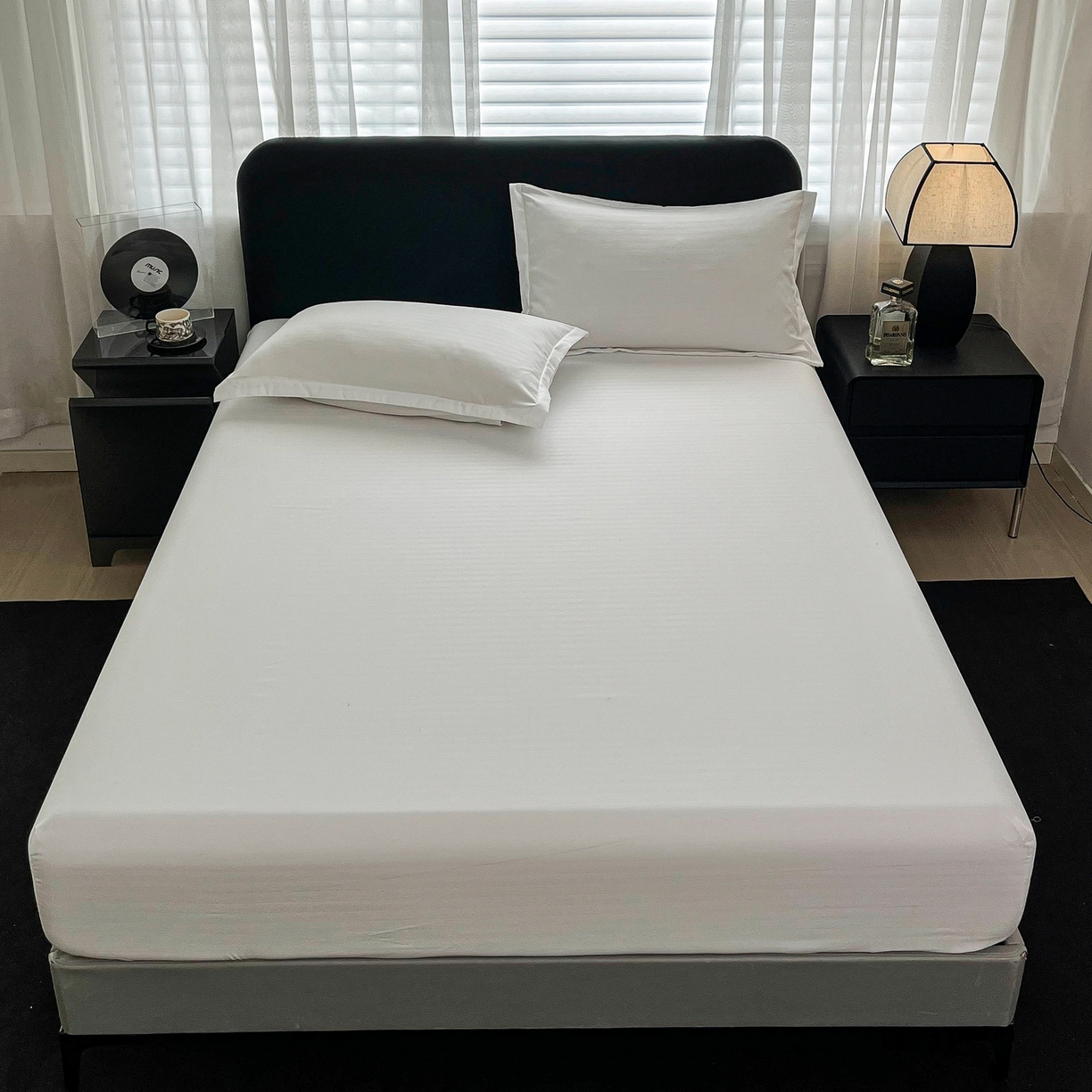 91家纺网 家纺一手货源 找家纺 恬澳家纺 2025新款简约磨毛压花床笠外贸跨境电商亚马逊速卖通单床笠三件套欧美尺寸多多跨境平台TEMU SHEIN 条纹-白