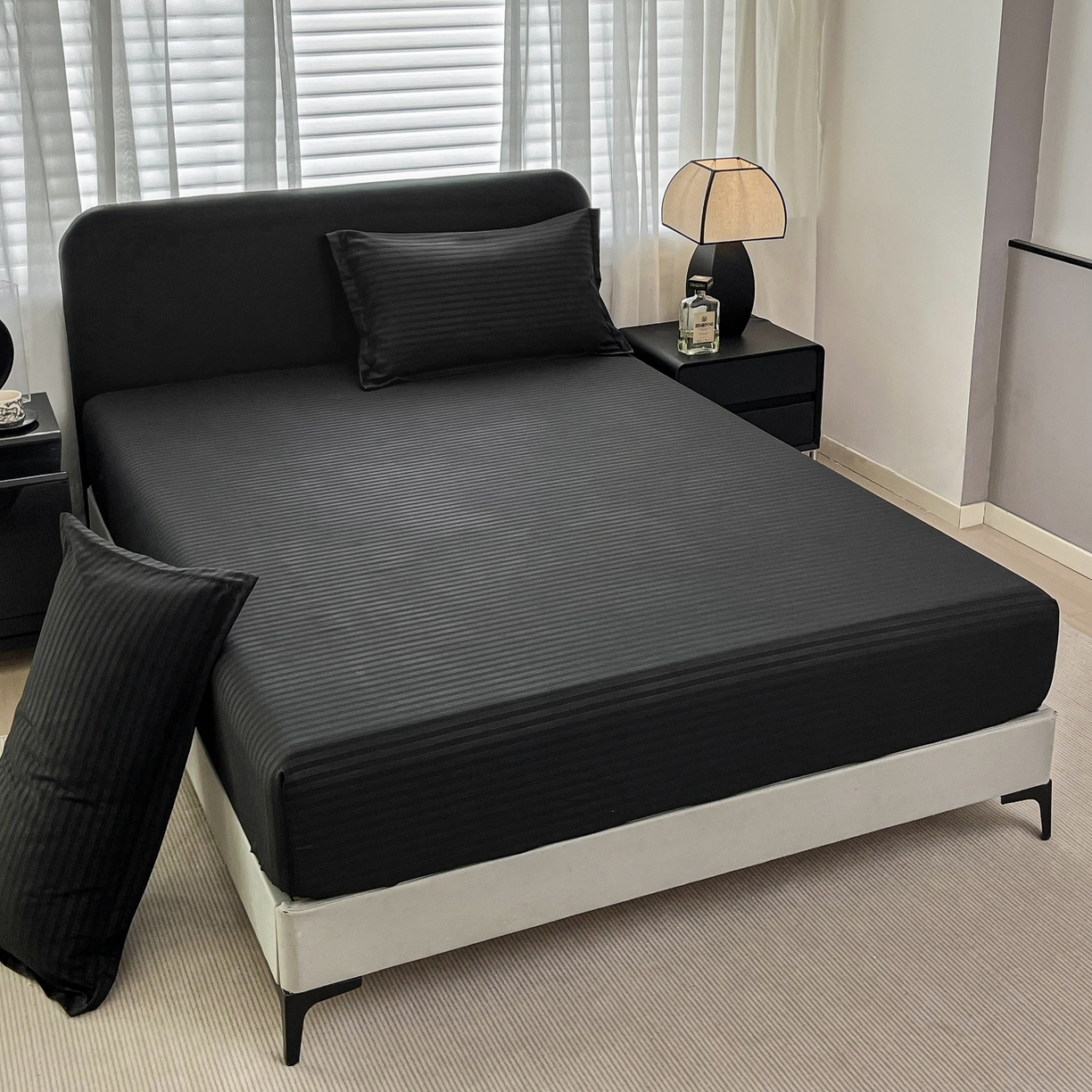 91家纺网 家纺一手货源 找家纺 恬澳家纺 2025新款简约磨毛压花床笠外贸跨境电商亚马逊速卖通单床笠三件套欧美尺寸多多跨境平台TEMU SHEIN 条纹-黑