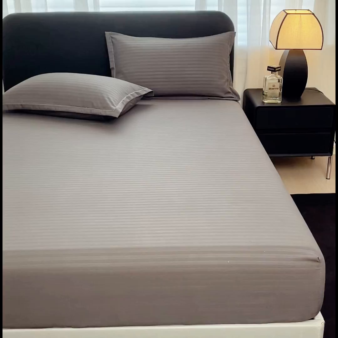 91家纺网 家纺一手货源 找家纺 恬澳家纺 2025新款简约磨毛压花床笠外贸跨境电商亚马逊速卖通单床笠三件套欧美尺寸多多跨境平台TEMU SHEIN 条纹-深灰