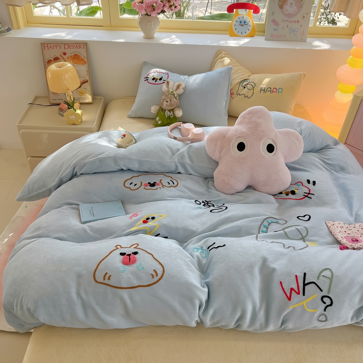 91家纺网 家纺一手货源 找家纺 子钦家纺 2025新款加厚牛奶绒INS风撞色毛巾绣四件套-彩虹天堂 彩虹天堂-天蓝