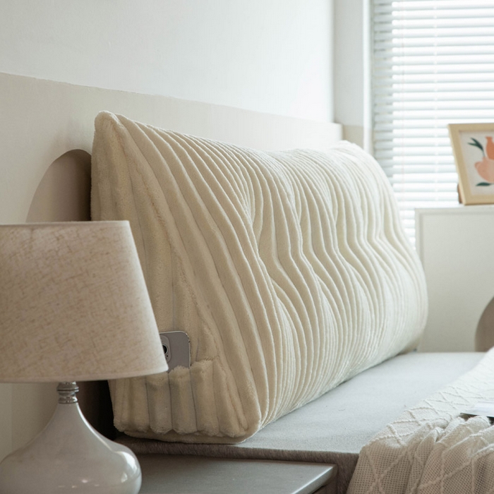 91家纺网 家纺一手货源 找家纺 （总）美达人 2025新款简约绒条三角靠背