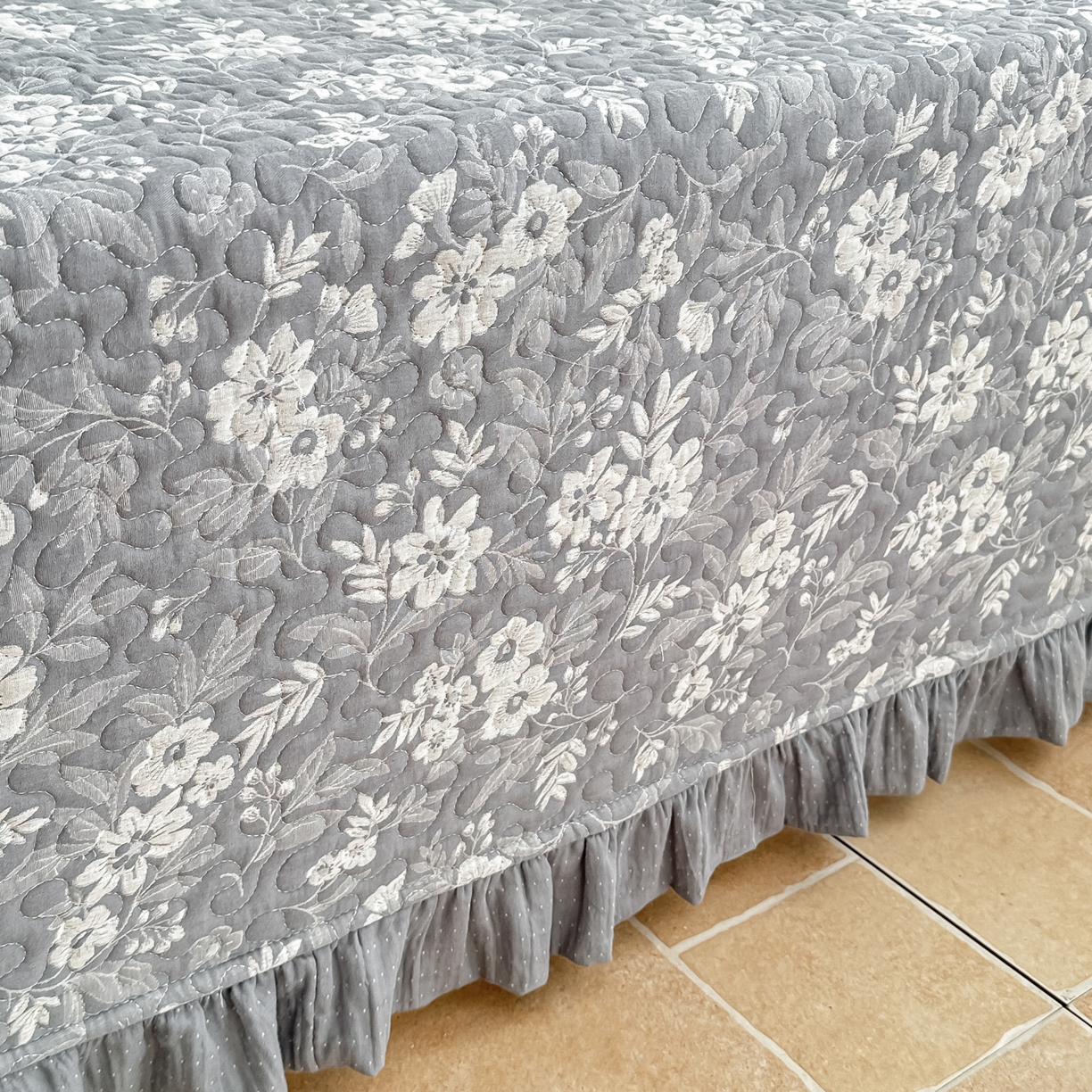 91家纺网 家纺一手货源 找家纺 （总）手艺人家纺 2025新款双层纱夹棉防滑炕盖，炕点，榻榻米垫，床盖A20-A26