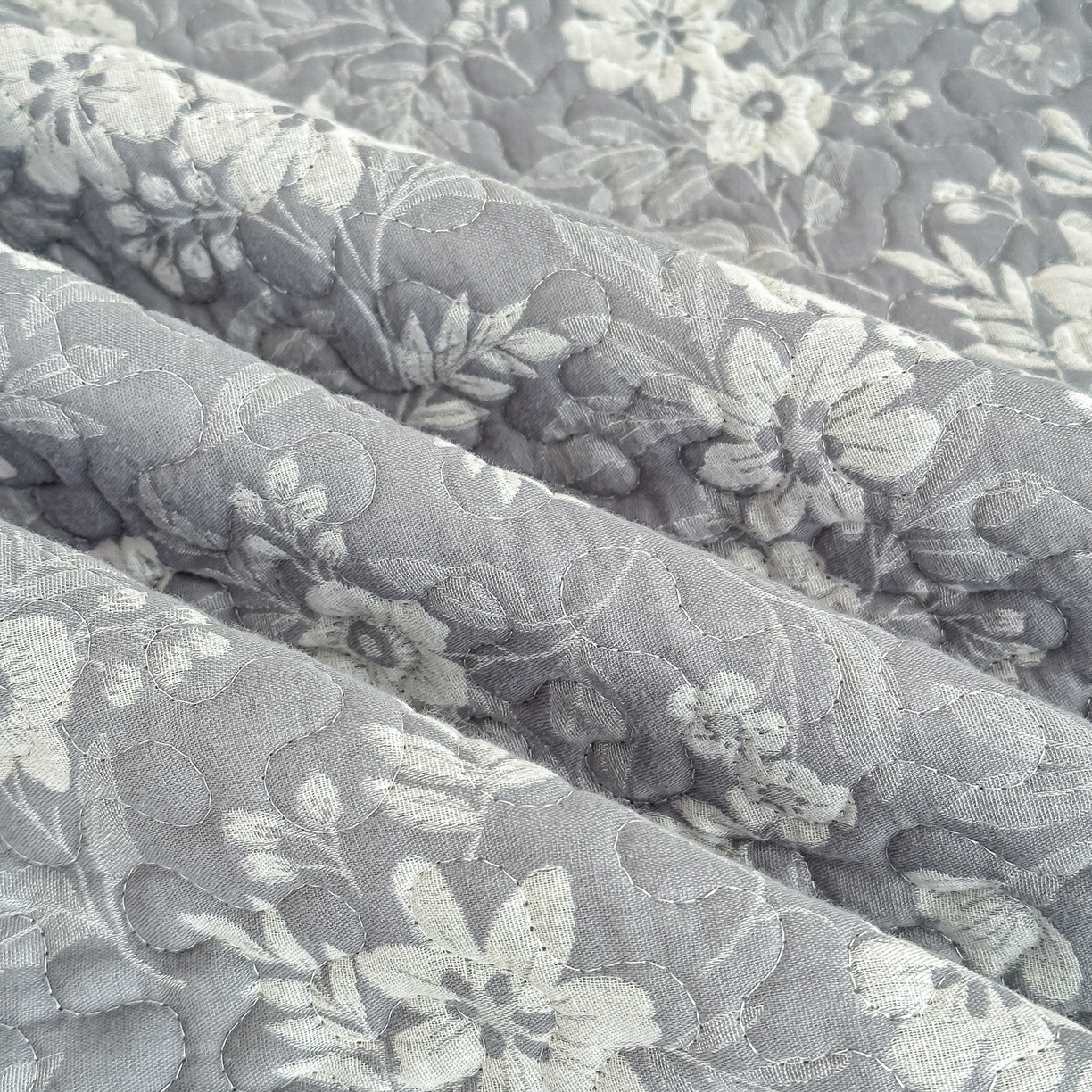 91家纺网 家纺一手货源 找家纺 手艺人家纺 2025新款双层纱夹棉防滑炕盖 榻榻米床盖 炕单床盖A20-A26 A20