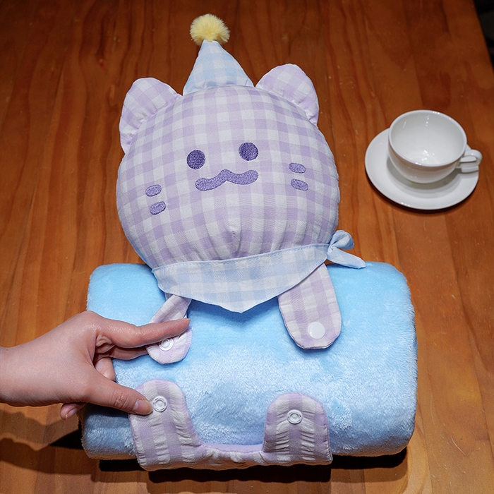 91家纺网 家纺一手货源 找家纺 仟亿莱 2025新款带帽方巾喵立体卷毯 卷卷紫格喵