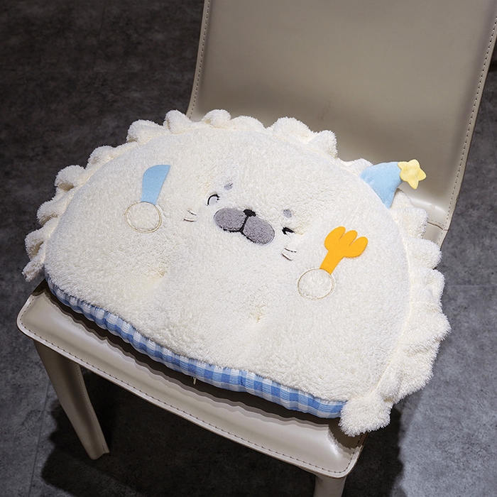 91家纺网 家纺一手货源 找家纺 （总）仟亿莱 2025新款萌萌小海豹扁扁坐垫