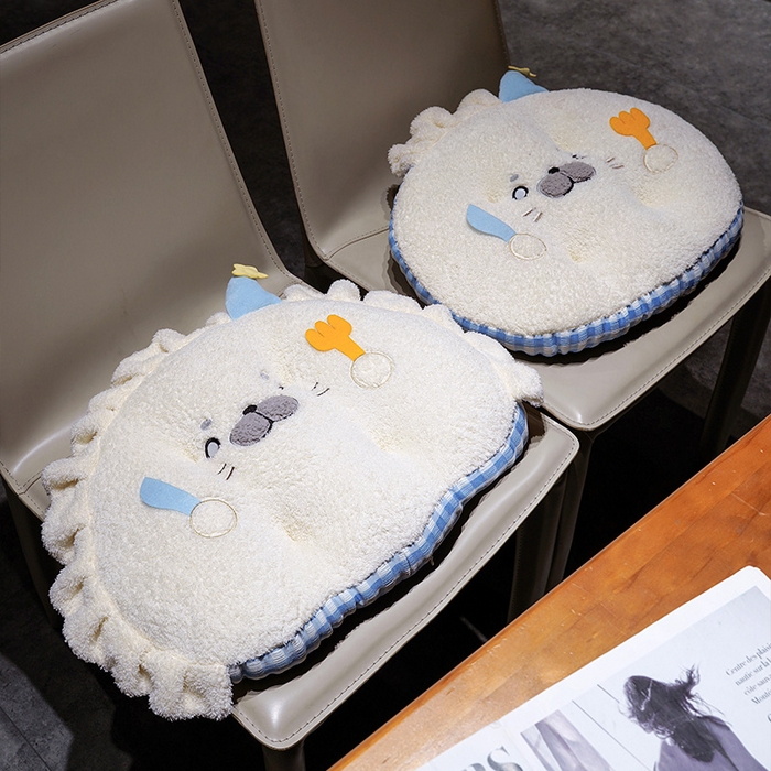 91家纺网 家纺一手货源 找家纺 （总）仟亿莱 2025新款萌萌小海豹扁扁坐垫