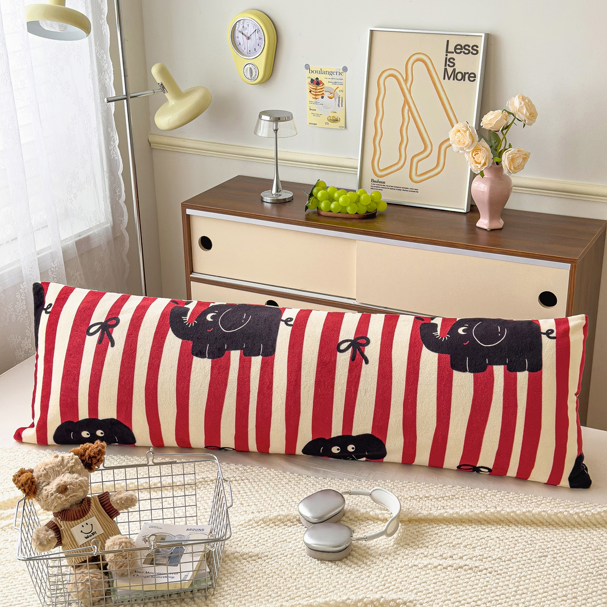 91家纺网 家纺一手货源 找家纺 （总）圣比熊 2025新款高克重牛奶绒枕加芯牛奶绒长条枕套夹腿抱枕