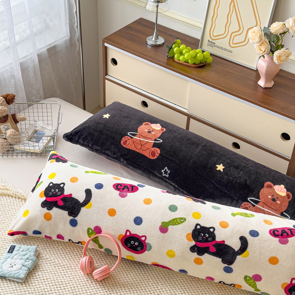 91家纺网 家纺一手货源 找家纺 （总）圣比熊 2025新款高克重牛奶绒枕加芯牛奶绒长条枕套夹腿抱枕