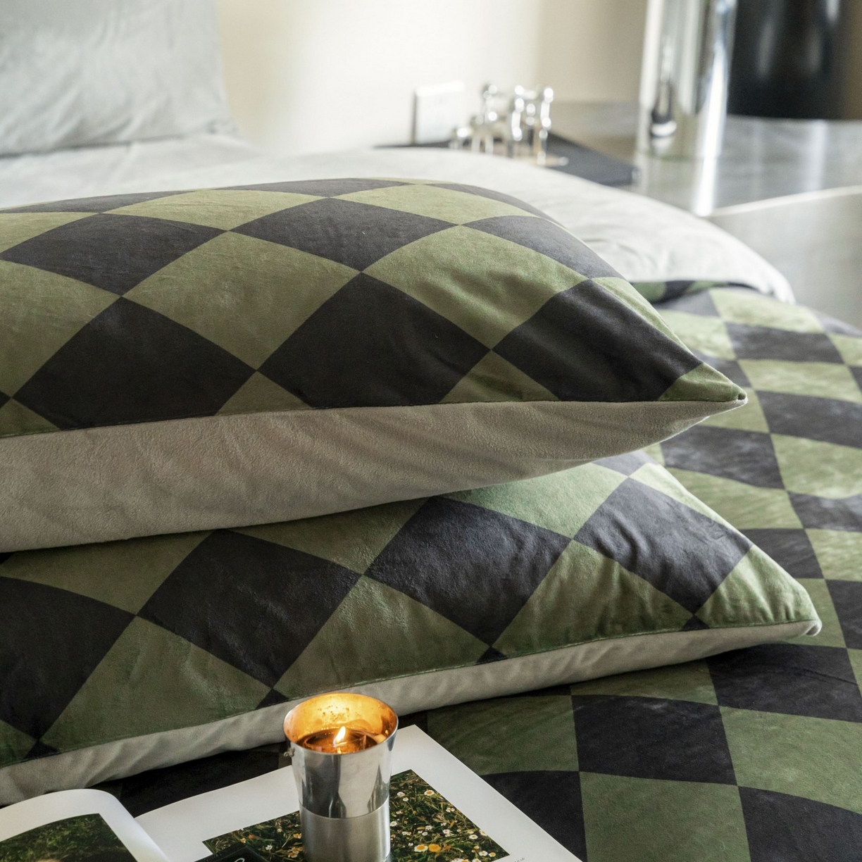 91家纺网 家纺一手货源 找家纺 ONE TWO ONE 121 2025新款轻奢新法式德芙绒宝宝绒婴儿绒短毛绒牛奶绒四件套床单被套-几禾归集 几禾归集-绿