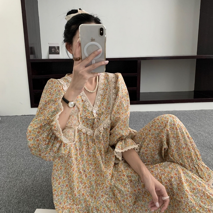 91家纺网 家纺一手货源 找家纺 （总）妍景家居生活馆 2025新款82879-韩系V领碎花蝴蝶结套装